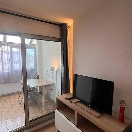 Votre Pied-a-terre En Bord De * Σετ